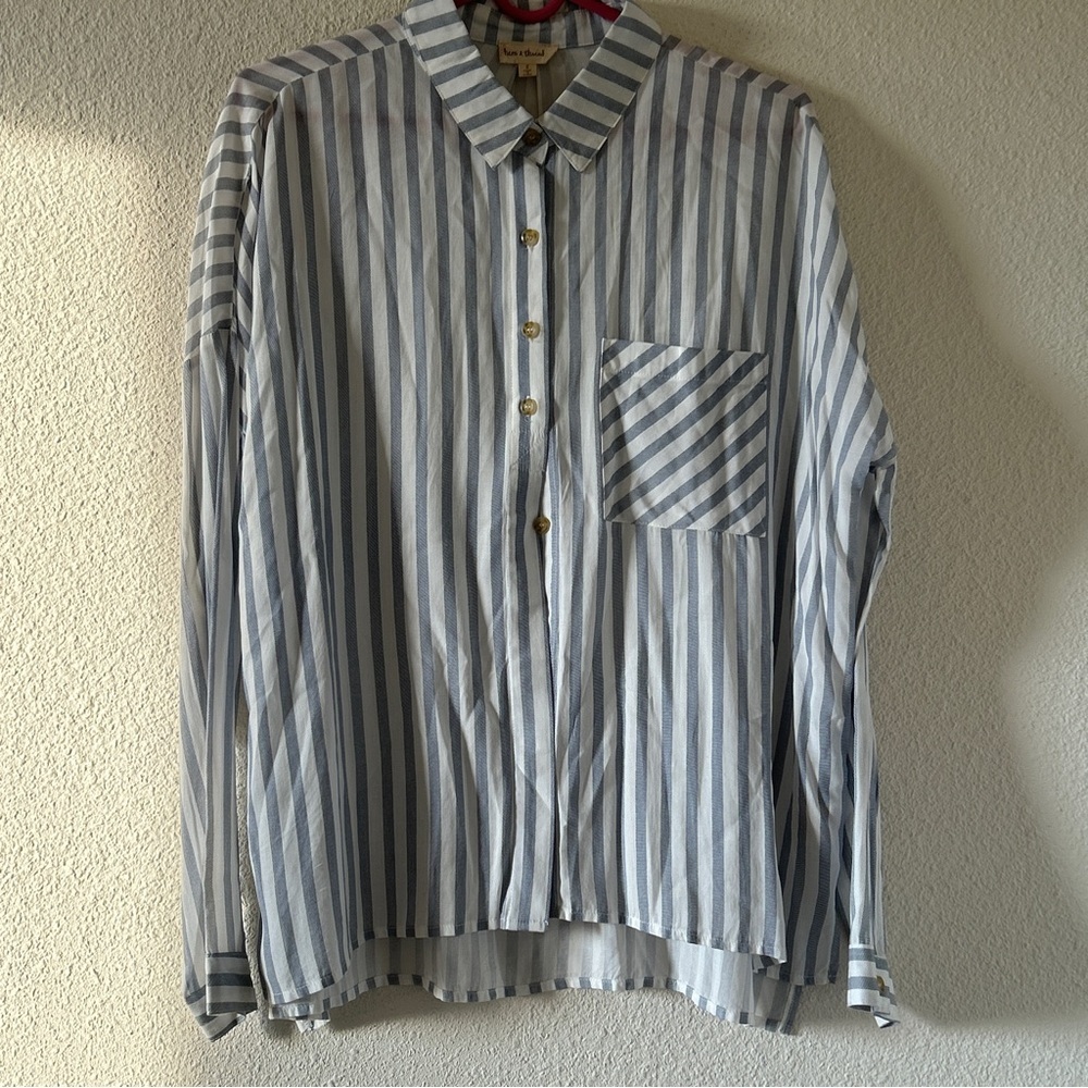 Hem & Thread Coastal Relaxed Contemporary Striped Button Up Shirt Women’s Small